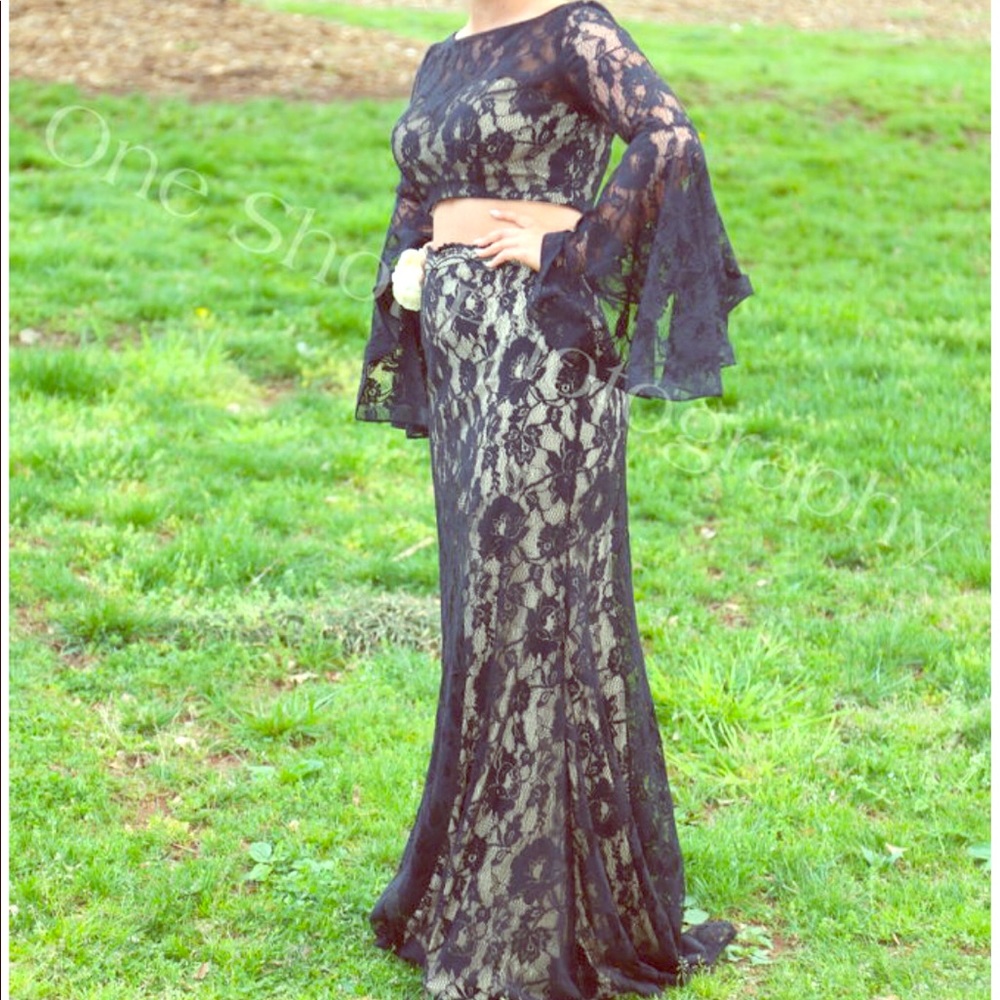 Two piece black lace prom dress